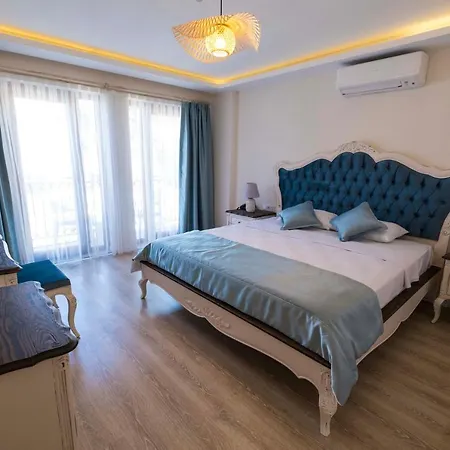 ıcarus Otel