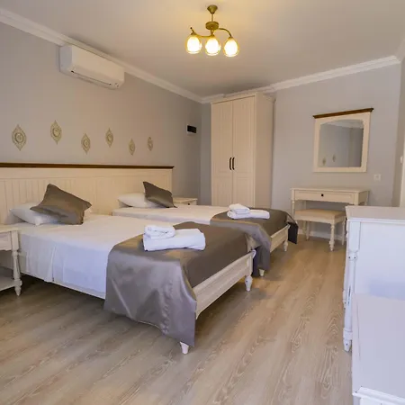 ıcarus Otel Alaçatı
